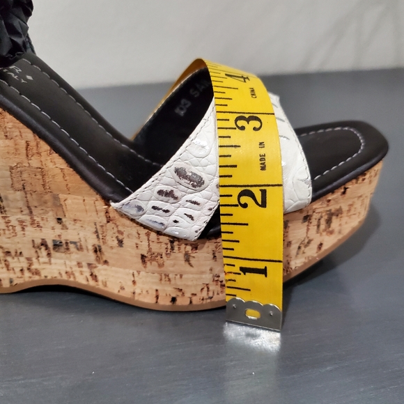 Couture Donald J Pliner Ivory Metallic Gator Cork Wedges size 6.5 - Picture 8 of 13